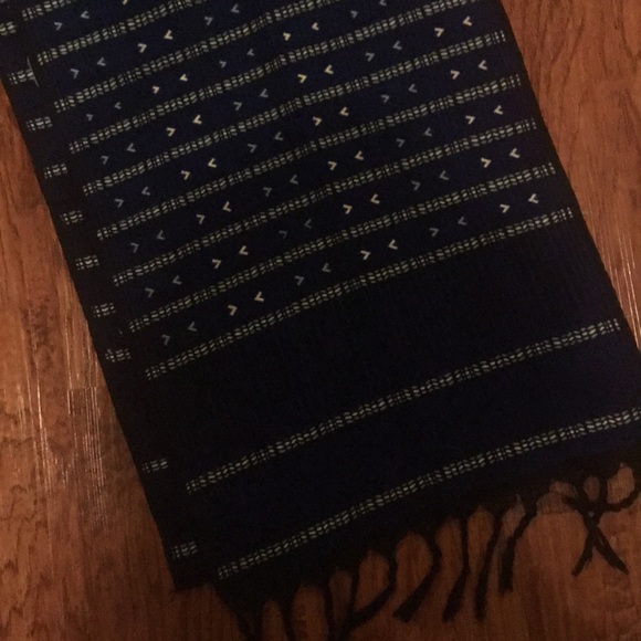Scarf - Picture 2 of 2